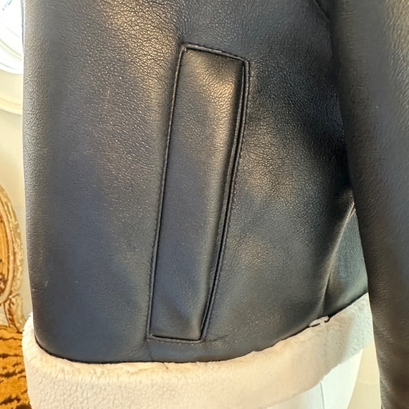 Stand Studio Cropped Black Lorelle Faux Shearling & Leather Jacket/ SMALL/*MINT - Picture 10 of 16